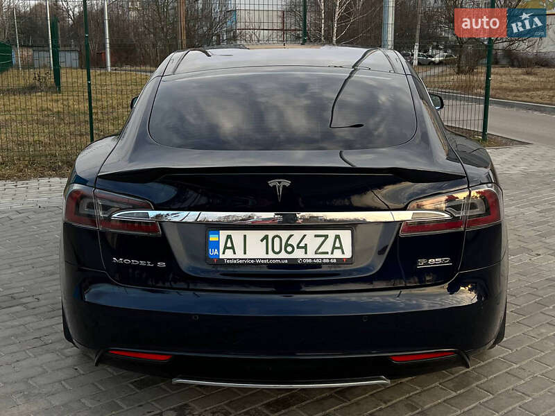 Лифтбек Tesla Model S 2015 в Харькове фото 5 Лифтбек Tesla Model S 2015 в Харькове