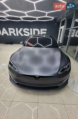 Лифтбек Tesla Model S 2022 в 