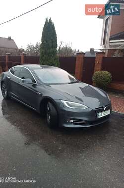 Ліфтбек Tesla Model S 2020 в Києві