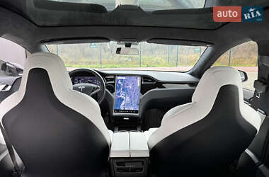 Лифтбек Tesla Model S 2019 в 