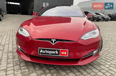 Ліфтбек Tesla Model S 2016 в Львові