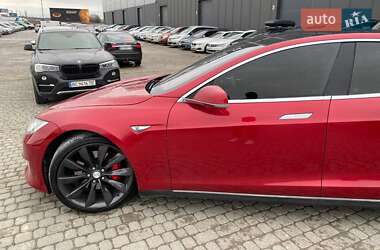 Ліфтбек Tesla Model S 2016 в Львові