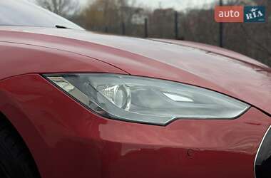 Лифтбек Tesla Model S 2014 в Хмельницком