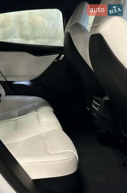 Лифтбек Tesla Model S 2020 в Львове