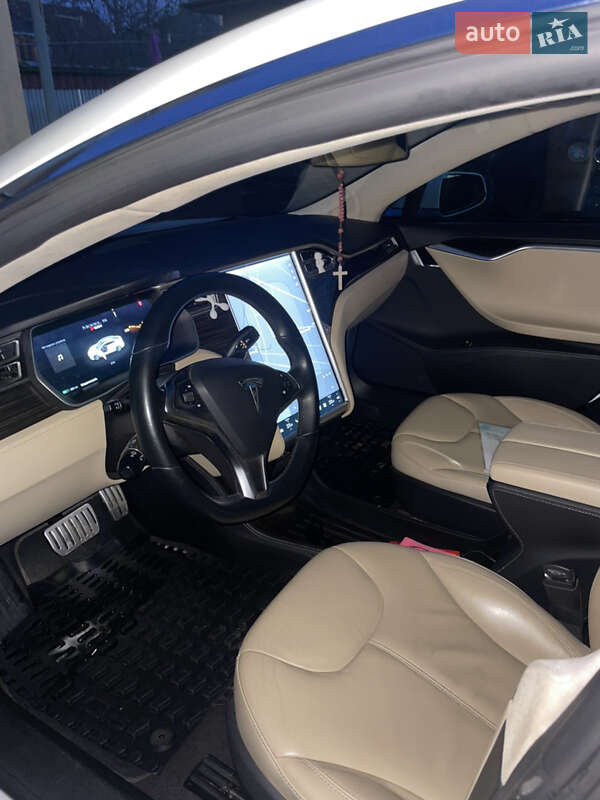 Лифтбек Tesla Model S 2014 в Ужгороде фото 9 Лифтбек Tesla Model S 2014 в Ужгороде