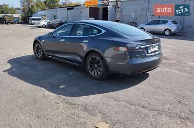 Лифтбек Tesla Model S 2016 в Николаеве