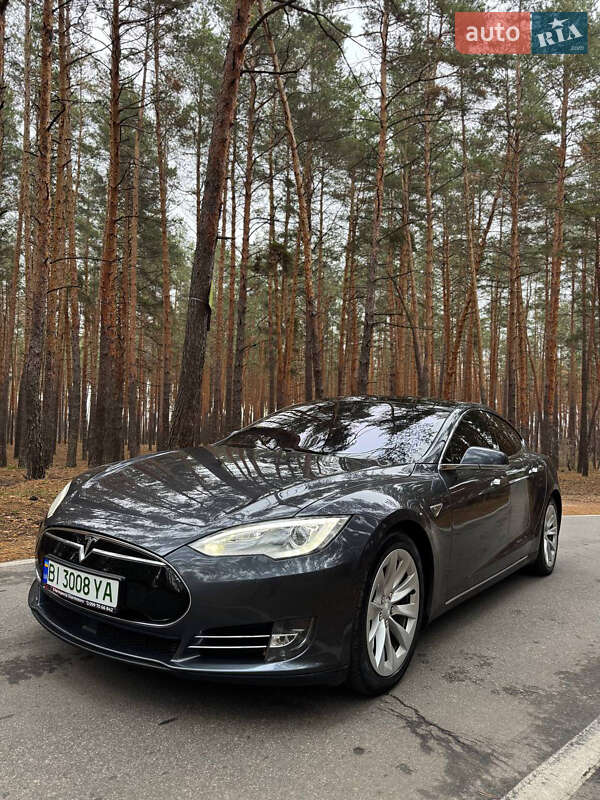 Tesla Model S 2016 Tesla Model S 2016
