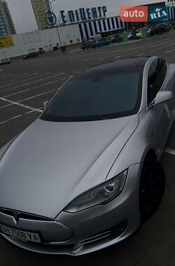 Лифтбек Tesla Model S 2013 в Одессе