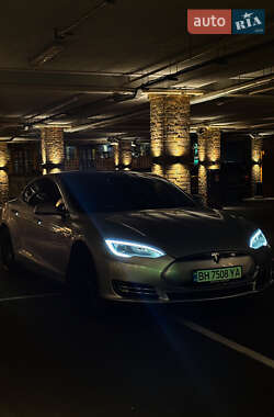 Ліфтбек Tesla Model S 2013 в Одесі