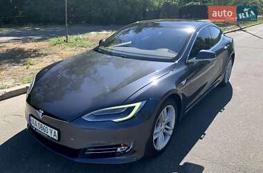 Лифтбек Tesla Model S 2016 в Киеве