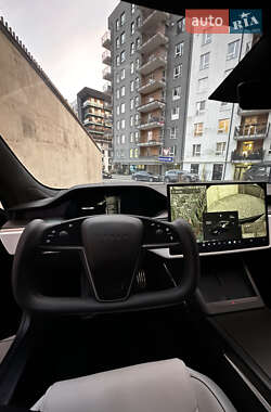 Лифтбек Tesla Model S 2021 в Львове