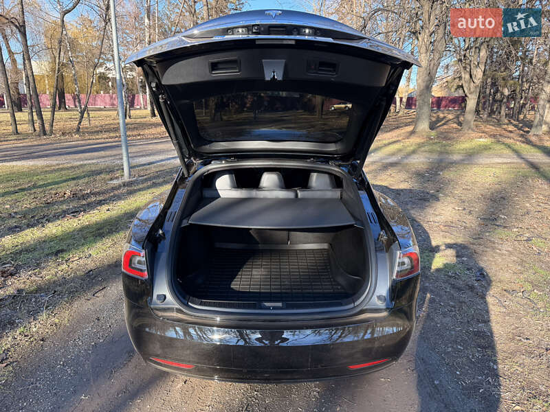 Лифтбек Tesla Model S 2021 в Кривом Роге