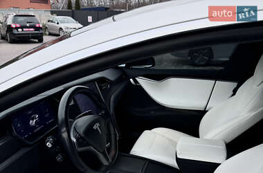 Лифтбек Tesla Model S 2018 в Луцке