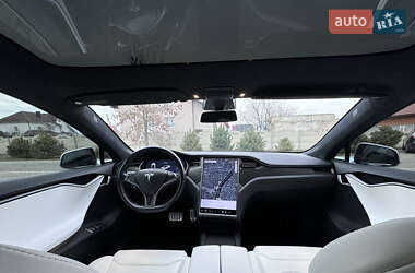 Лифтбек Tesla Model S 2018 в Луцке