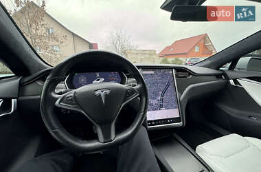 Лифтбек Tesla Model S 2018 в Луцке