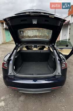 Лифтбек Tesla Model S 2013 в Хмельницком