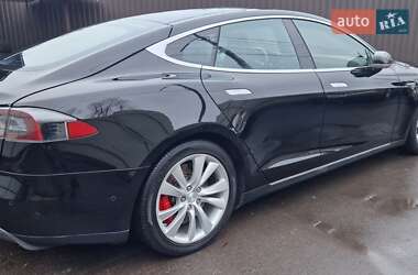 Ліфтбек Tesla Model S 2014 в Києві