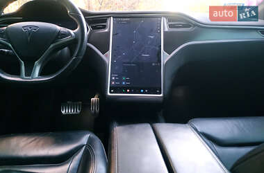 Ліфтбек Tesla Model S 2014 в Кам'янському