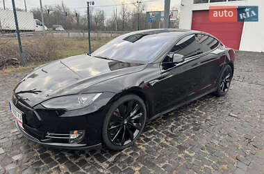 Лифтбек Tesla Model S 2014 в Киеве