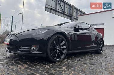 Лифтбек Tesla Model S 2014 в Киеве