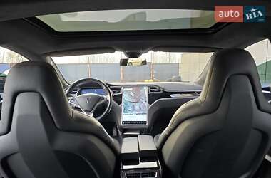 Лифтбек Tesla Model S 2016 в 