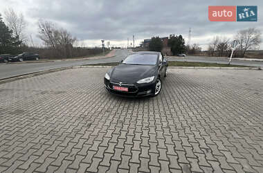 Ліфтбек Tesla Model S 2014 в Вишгороді