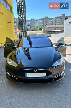 Ліфтбек Tesla Model S 2014 в Кропивницькому