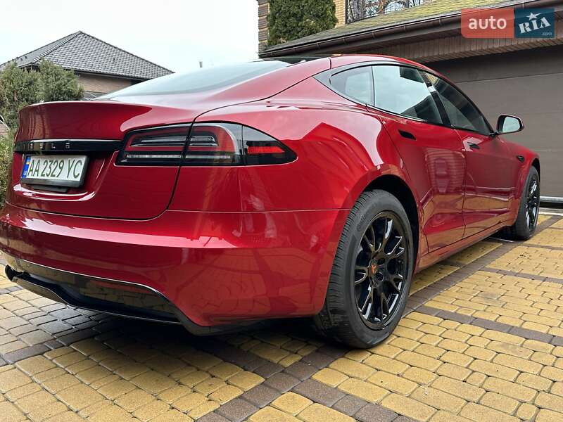 Ліфтбек Tesla Model S 2024 в Києві