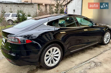 Ліфтбек Tesla Model S 2018 в Львові