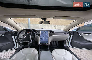 Ліфтбек Tesla Model S 2014 в Києві