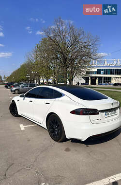 Ліфтбек Tesla Model S 2016 в Кривому Розі