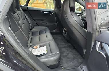 Лифтбек Tesla Model S 2018 в Луцке