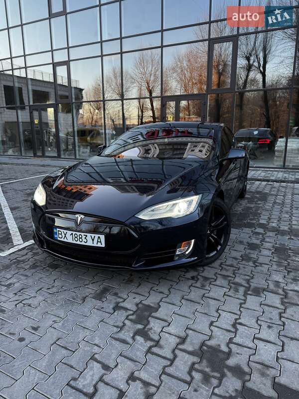 Лифтбек Tesla Model S 2013 в Хмельницком