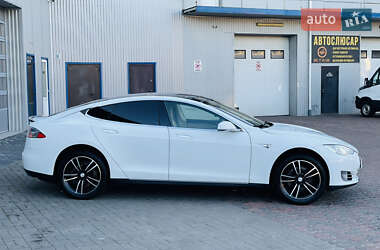 Лифтбек Tesla Model S 2014 в Ровно