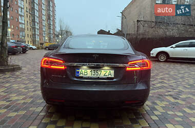 Лифтбек Tesla Model S 2016 в 