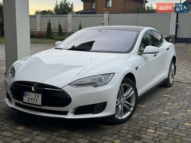Tesla Model S 2016 Tesla Model S 2016