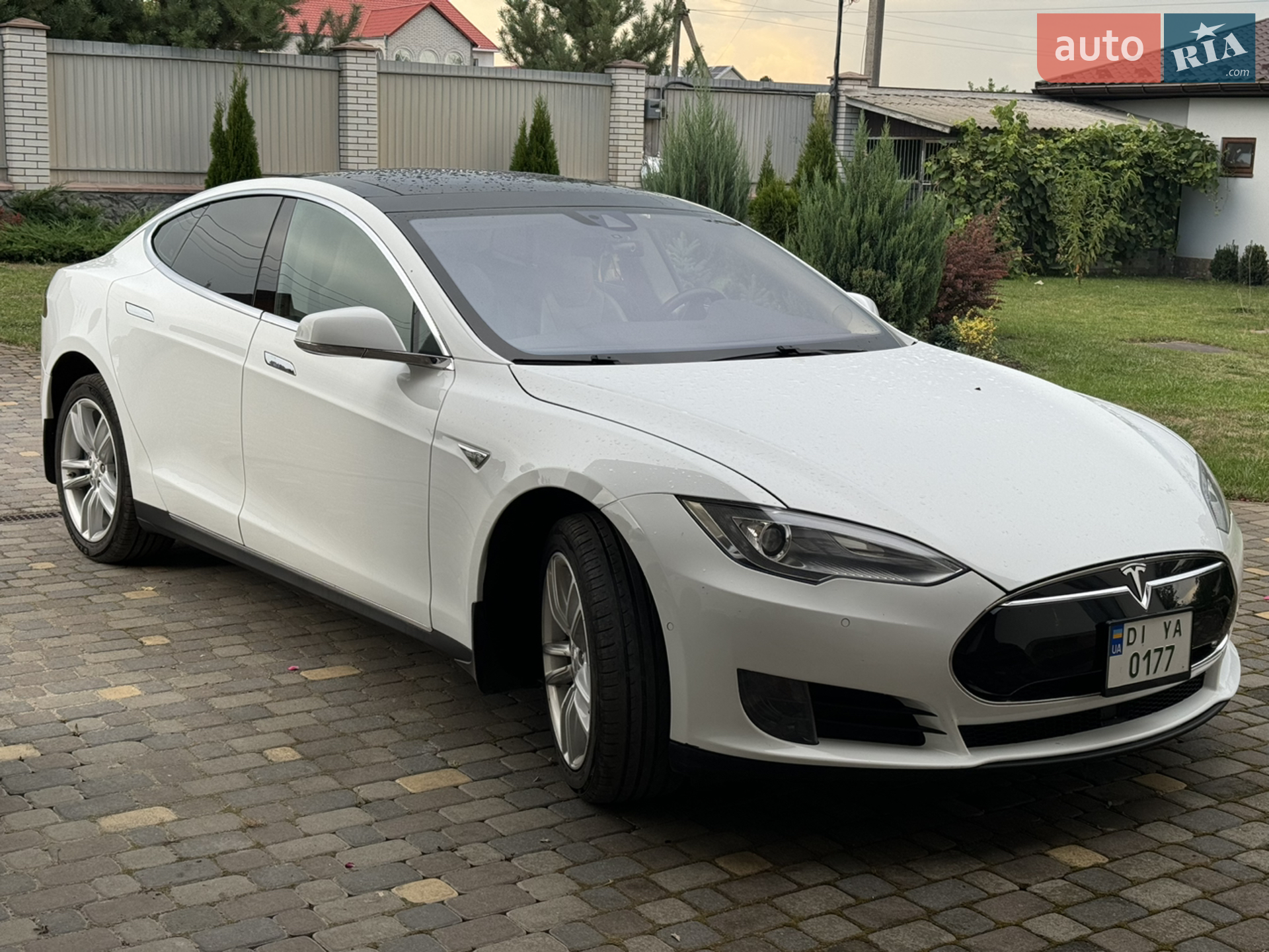 2016 Tesla Model S - мініатюра 2
