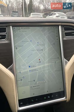 Лифтбек Tesla Model S 2014 в Днепре