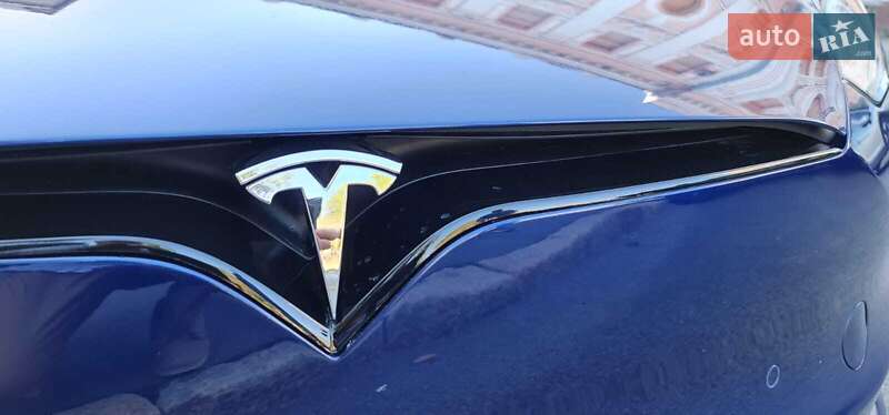 Лифтбек Tesla Model S 2022 в Харькове