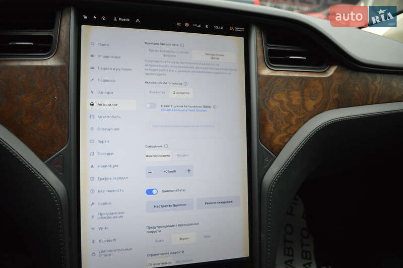 Лифтбек Tesla Model S 2018 в Львове