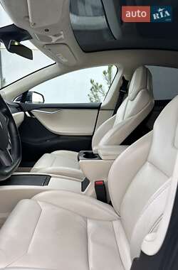 Лифтбек Tesla Model S 2018 в 