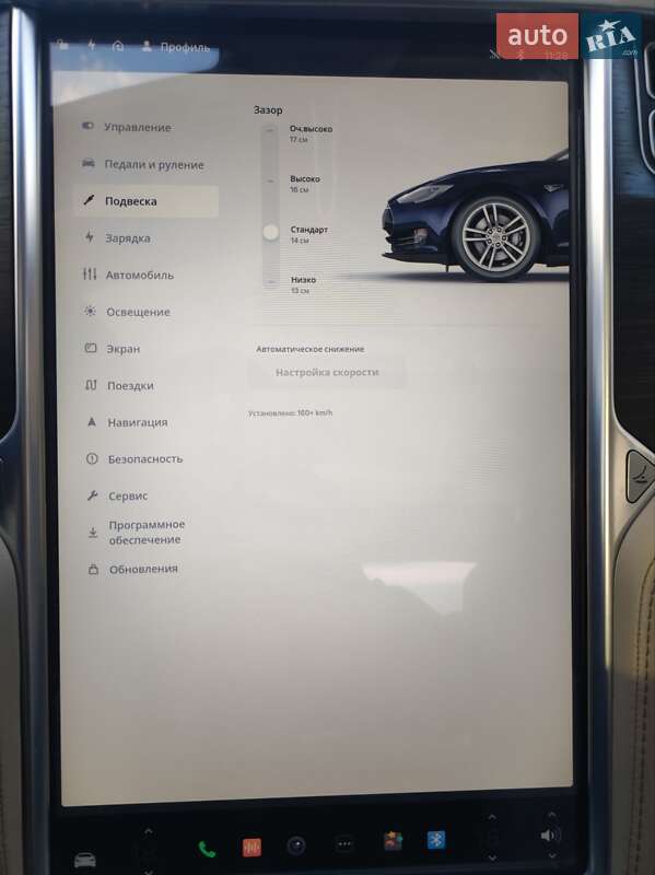 Лифтбек Tesla Model S 2014 в Новоселице