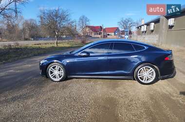 Лифтбек Tesla Model S 2014 в 