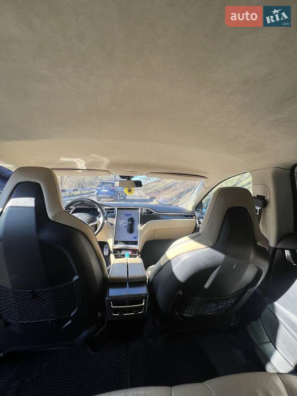Ліфтбек Tesla Model S 2012 в Житомирі