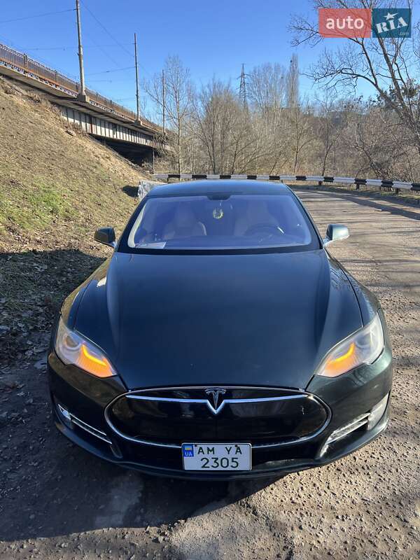Ліфтбек Tesla Model S 2012 в Житомирі