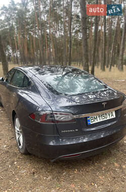 Лифтбек Tesla Model S 2015 в 