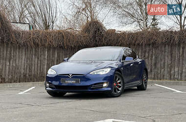 Лифтбек Tesla Model S 2019 в 