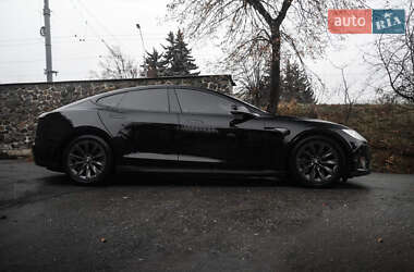 Ліфтбек Tesla Model S 2013 в Вінниці