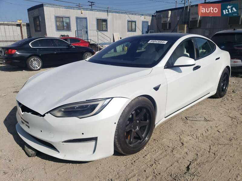 Ліфтбек Tesla Model S 2021 в 