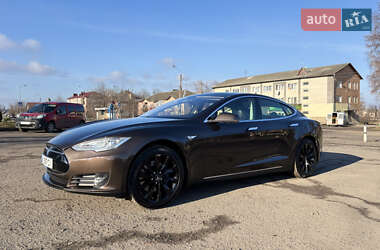 Ліфтбек Tesla Model S 2013 в 